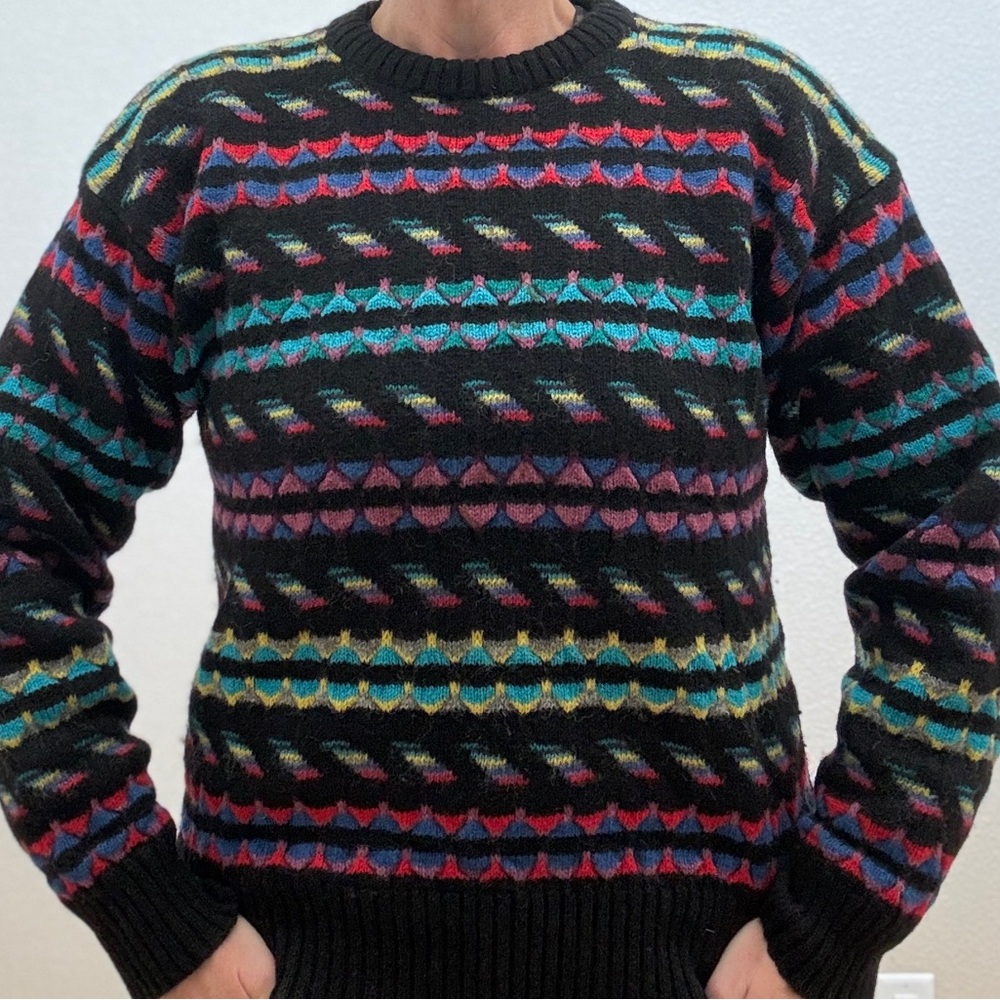 1980’s Vintage Multicolor Patterned Crewneck Sweater